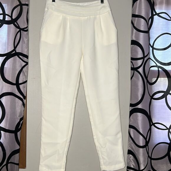 Forever 21 essentials ivory dress pants, size 6 - Picture 4 of 10
